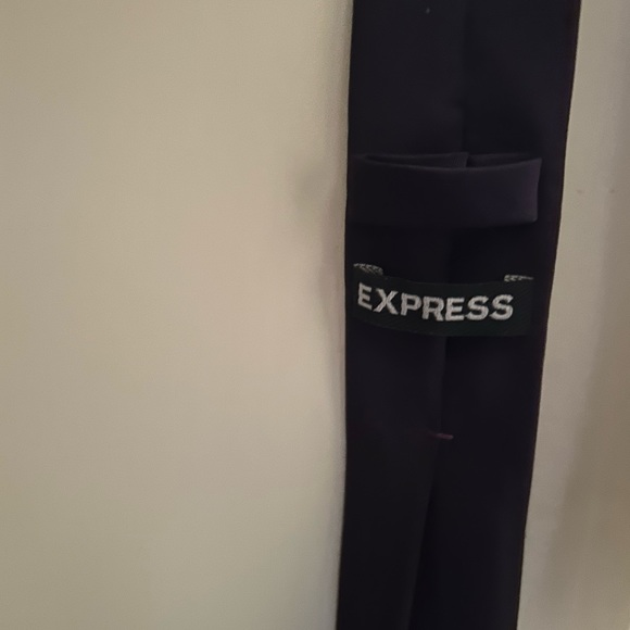 Necktie - Picture 3 of 5